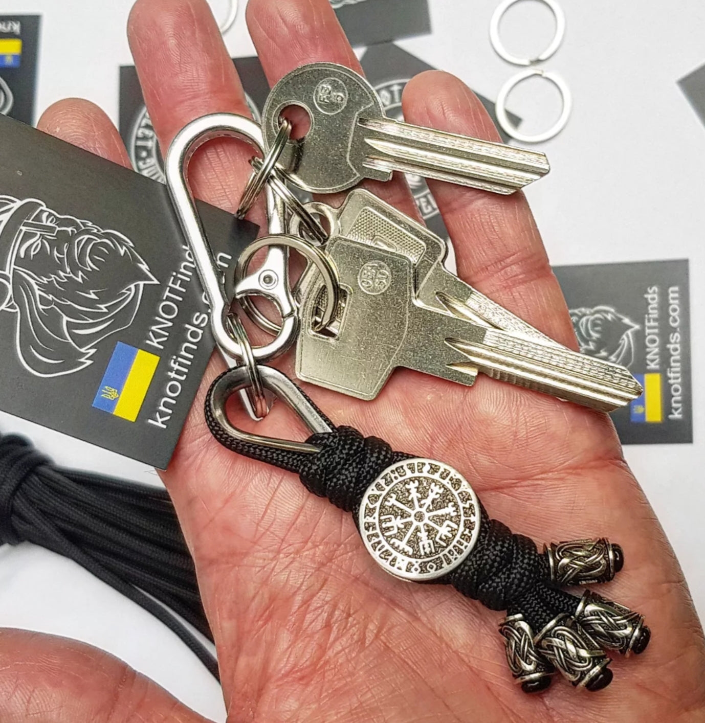 Black Handcrafted Stainless Steel Vegvisir Viking Compass Keychain – A Unique Nordic/Heritage Gift
