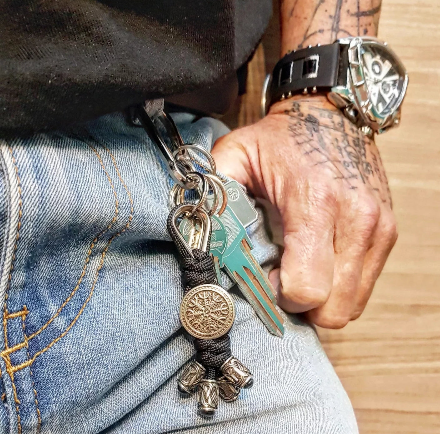 Handmade Stainless Steel Helm of Awe Keychain – Viking Protection Amulet, Norse Mythology Talisman, Unique Gift for Men and Women