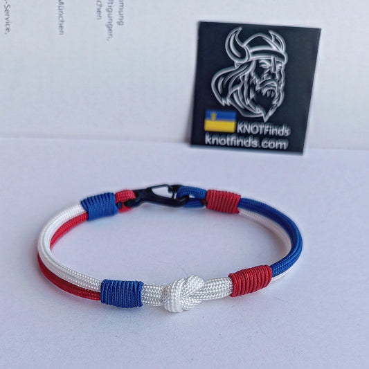 The Netherlands solidarity bracelet. The Netherlands flag. Thin paracord bracelet with a carbine. The Netherlands patriot bracelet. Royal blue, red and white bangle. Made of parachute cord and celtic knots. Symbol of The Netherlands.