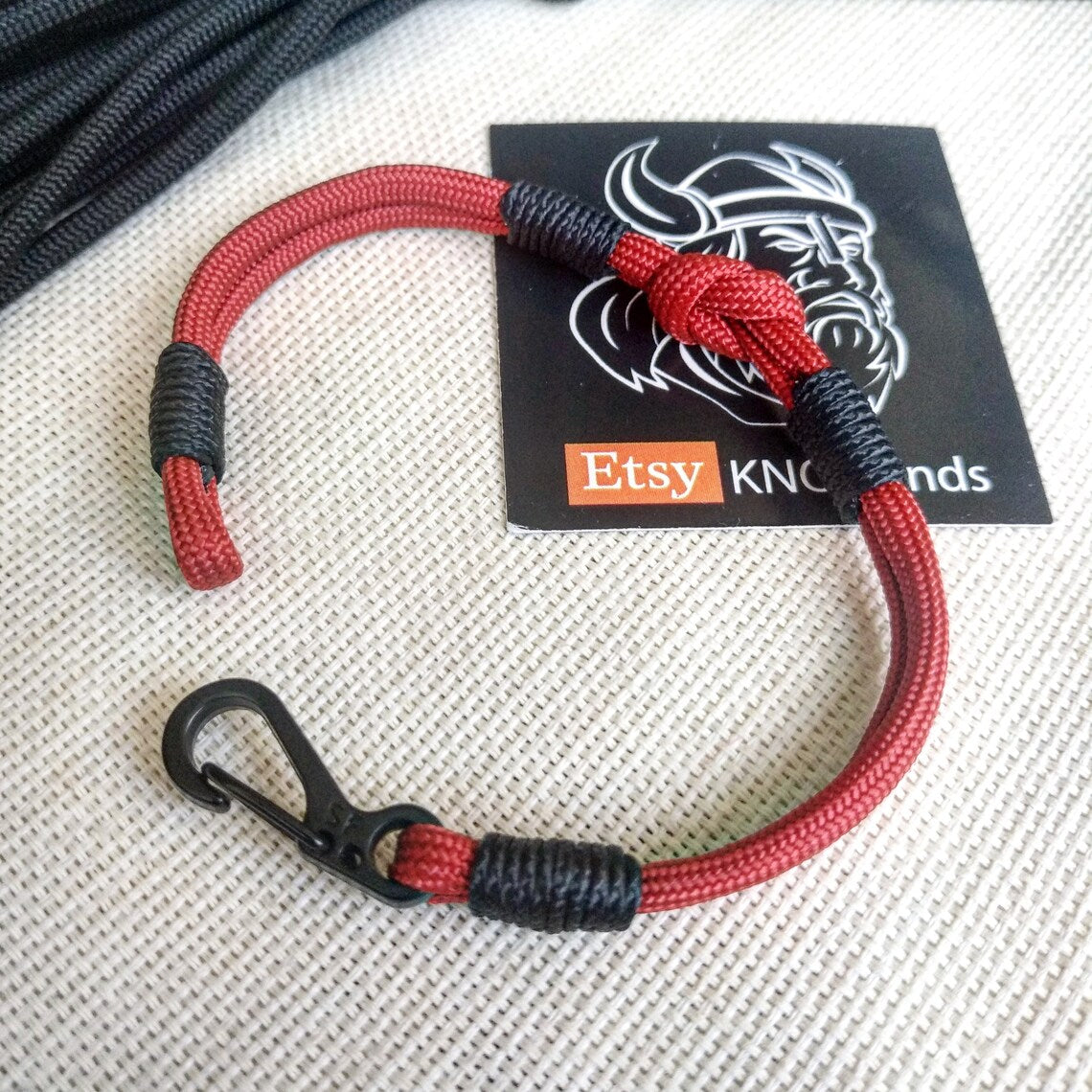 VAMPIRE paracord bracelet with a carabiner.  Made of parachute cord and celtic knots. Halloween gift.