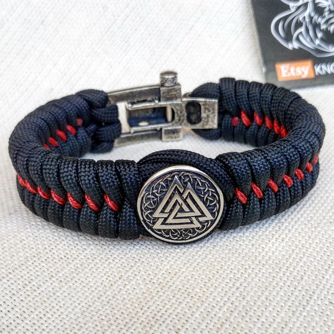 Nordic paracord bangle "VALKNUT". The original brutal bracelet made of Celtic knots and beads. Viking style.