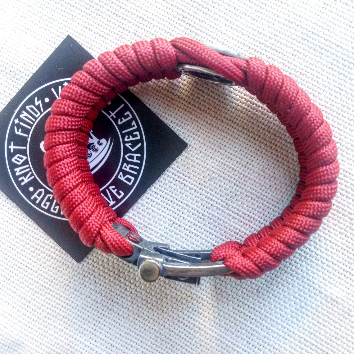 Red Paracord bracelet JERUSALEM CROSS. The original brutal bracelet – KNOT -finds