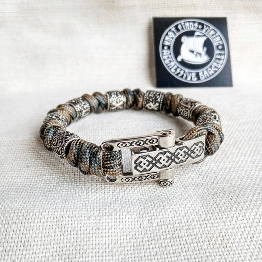 Original mens runic bangle. Paracord bracelet. Viking jewelry. Nordic style.