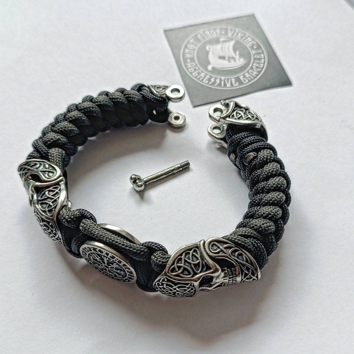 Scandinavian skull bracelet. Vegvisir symbol. Biker bangle. A great brutal gift for men and women who prefer a brutal style and skull.