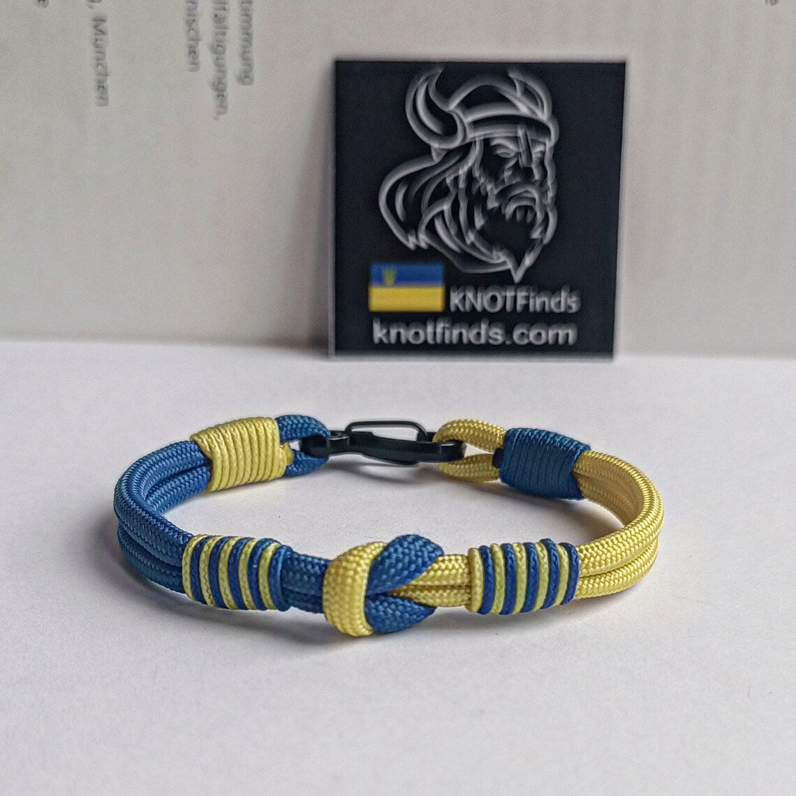 Ukrainian solidarity bracelet. Ukrainian flag. Thin paracord bracelet with a carbine. Ukrainian patriot bracelet. Royal blue and yellow bangle. Made of parachute cord and celtic knots. Symbol of Ukraine. Gift for yours friends.