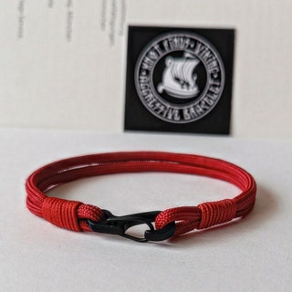 Thin legendary red paracord and carabiner bracelet. Unloading camp. Surfer bangle. Extreme durable.