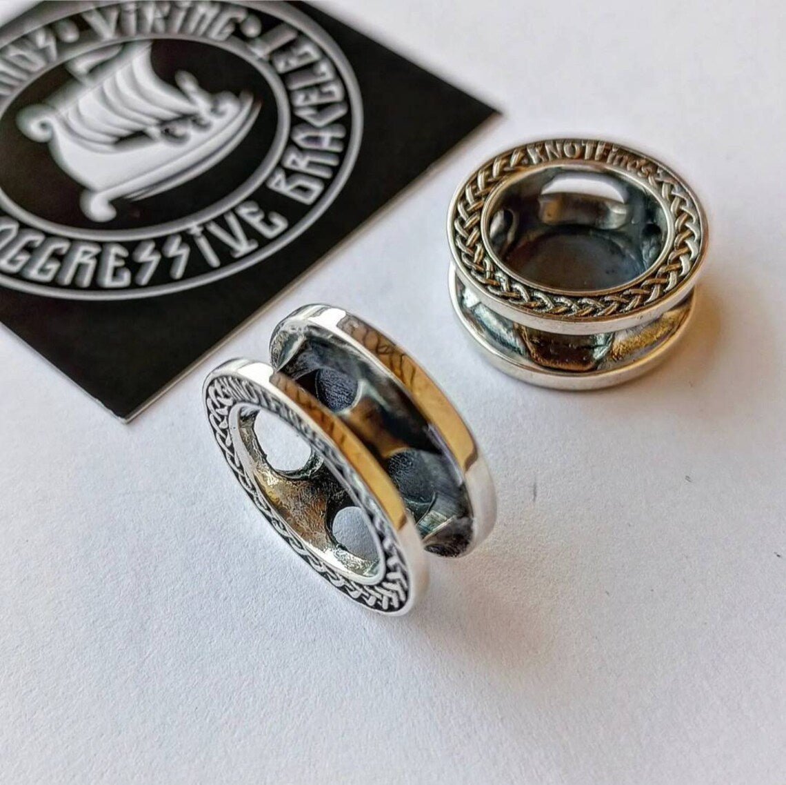 Jerusalem Cross bead detail – religious symbol bead for crafting bracelets
