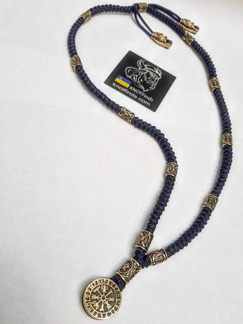 Scandinavian Viking Necklace – Featuring the Vegvisir Amulet