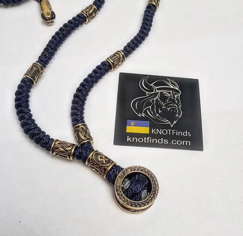 Scandinavian Viking Necklace – Featuring the Vegvisir Amulet