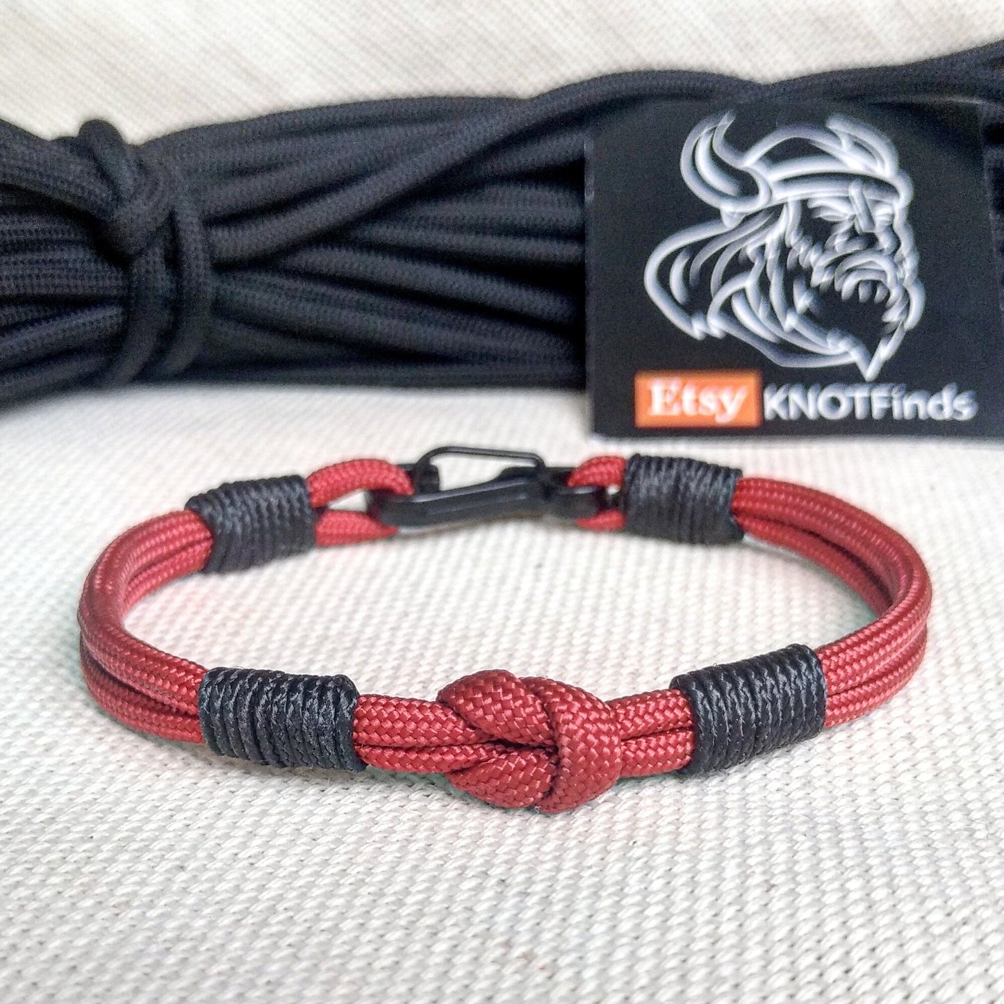 VAMPIRE paracord bracelet with a carabiner.  Made of parachute cord and celtic knots. Halloween gift.