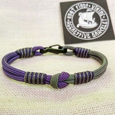 Bangle rope. Extreme durable. Paracord carabiner bracelet. Adventure bracelet. Unloading camping.