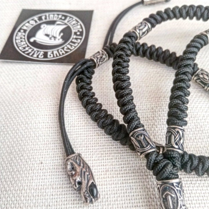 Mjöllnir black necklace. Paracord jewelry. Viking style. Mens accessories. Thor's Hammer pendant.