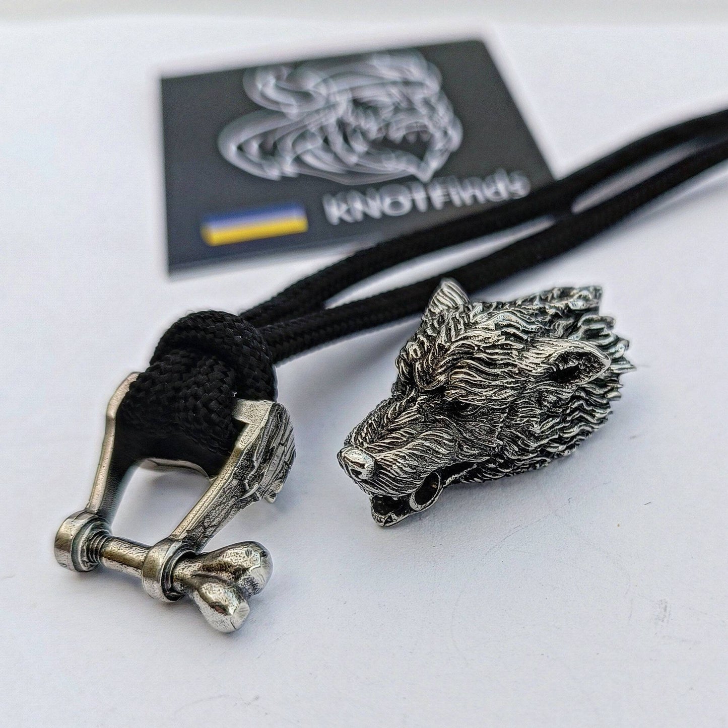 Steel paracord WOLF HEAD shackle. Beads for paracord weaving, viking style. viking jewelry, manual casting